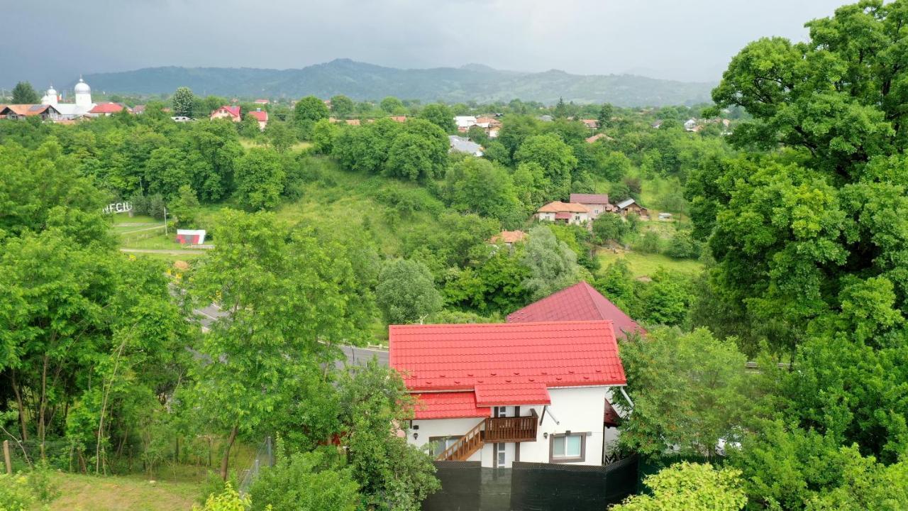 Stejarul Lui Andrei Hotel Izvoarele  Exterior photo